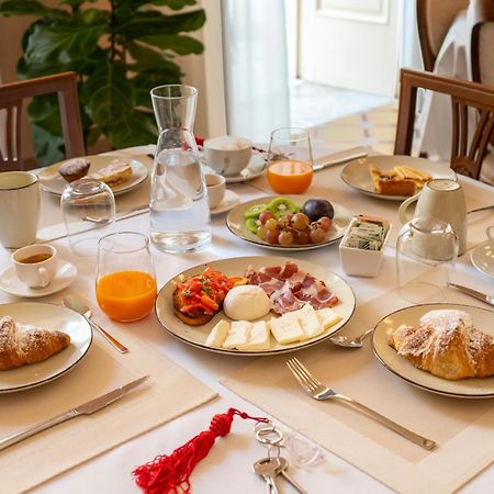 ガリポリ Palazzo Zaca Bed & Breakfast エクステリア 写真