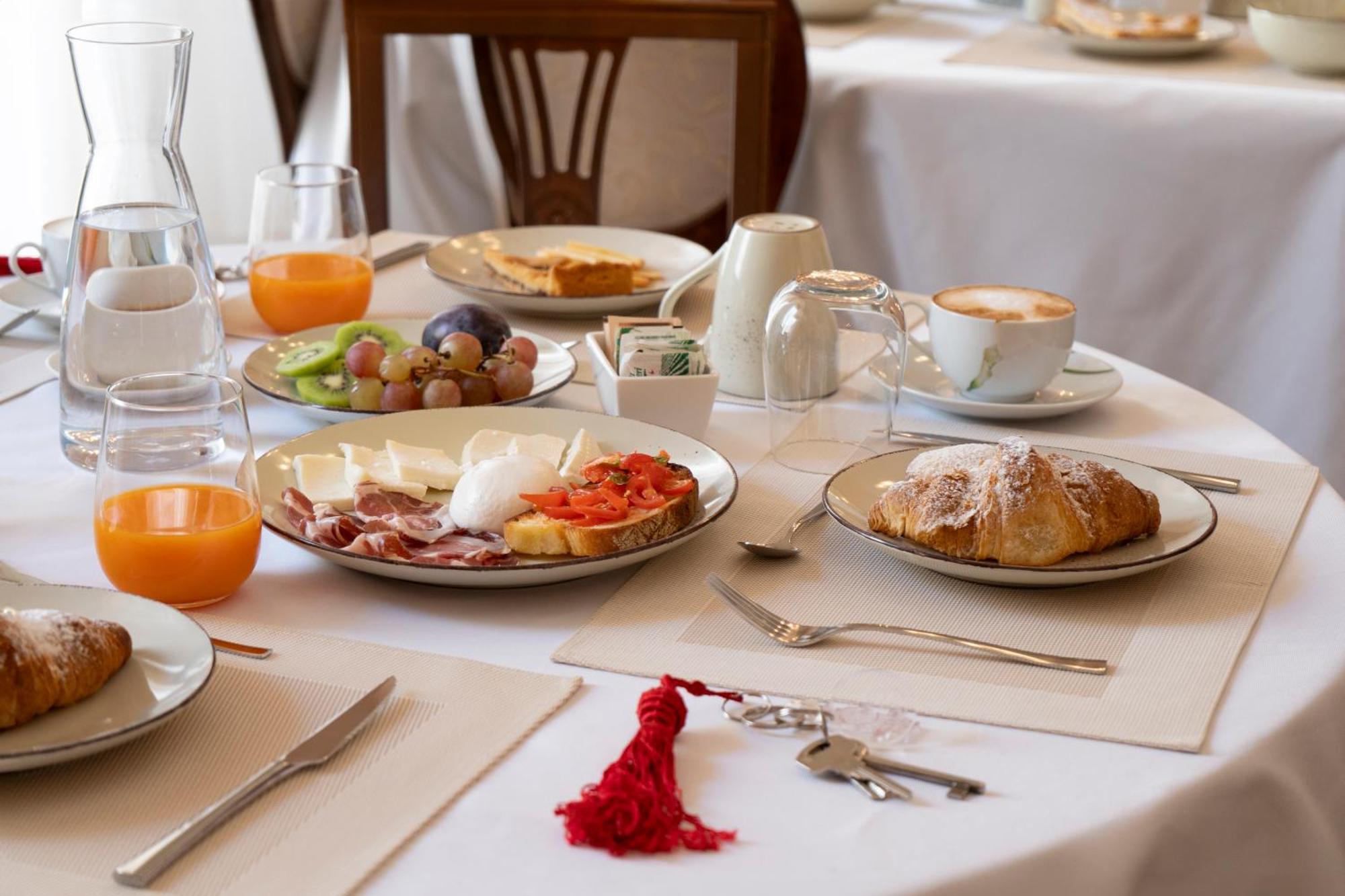 ガリポリ Palazzo Zaca Bed & Breakfast エクステリア 写真